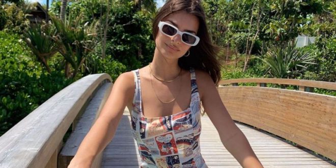 Emily Ratajkowski Covers Up & Declares ‘Winter Mode’ After Blowing Minds In Bikini